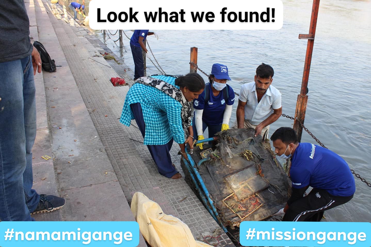 Look what we found; Location : Haridwar; Photo by: 